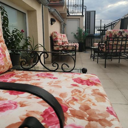 New And Nice Apartments كراغوييفاك المظهر الخارجي الصورة